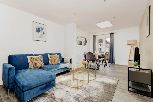 apartment in Wembley 3