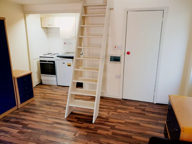 apartment in Wembley 3