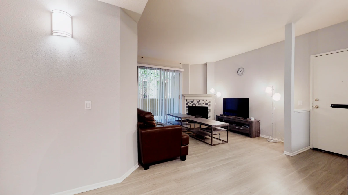 620 N Hollywood Way - Burbank student accommodation
