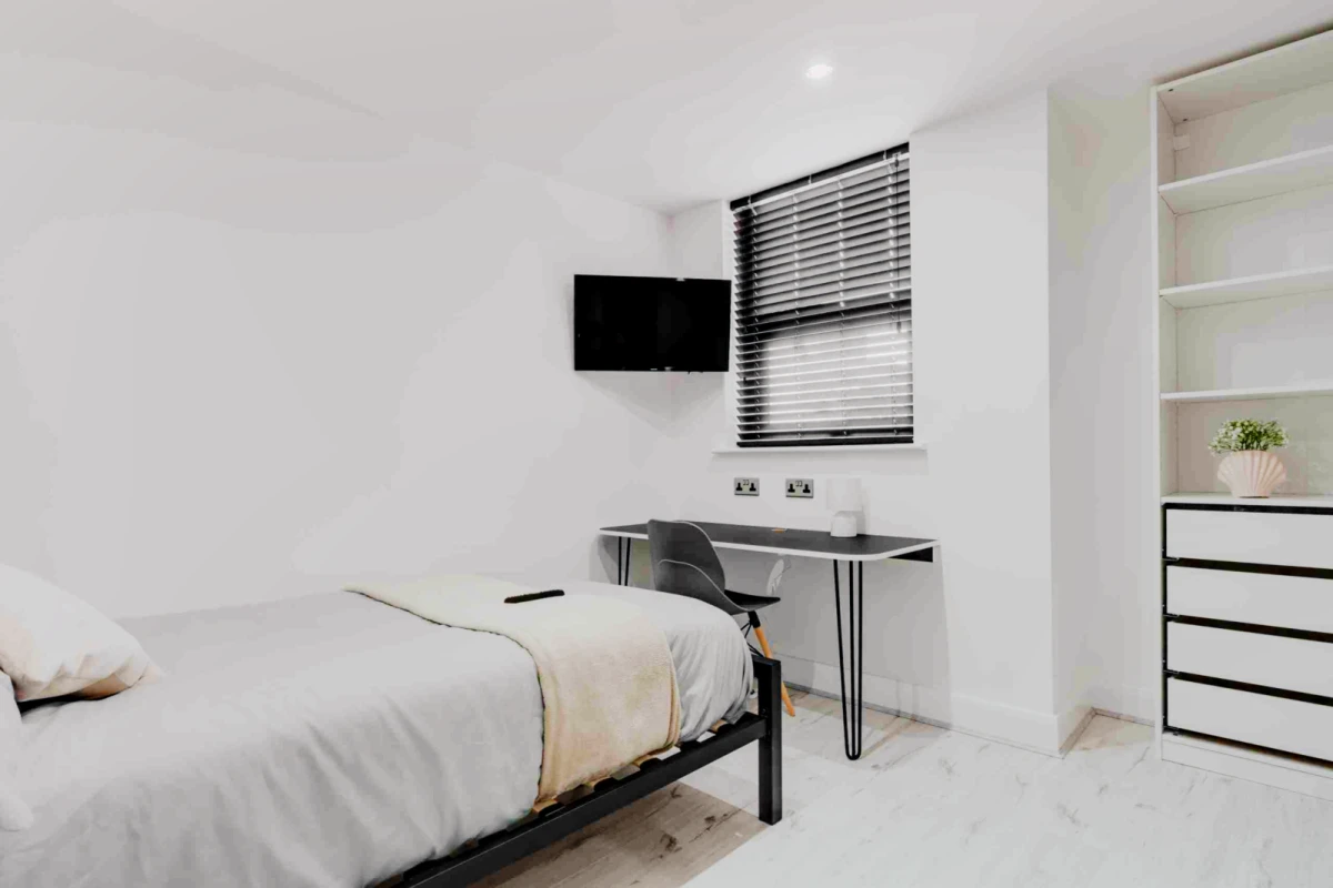 26 Cranwell Street, LN5 0