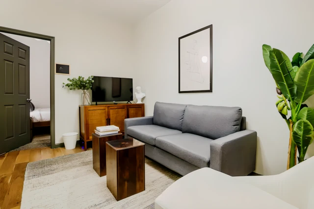 Hell's Kitchen: #210 - chỗ ở sinh viên tại New York - Twin Bedroom B