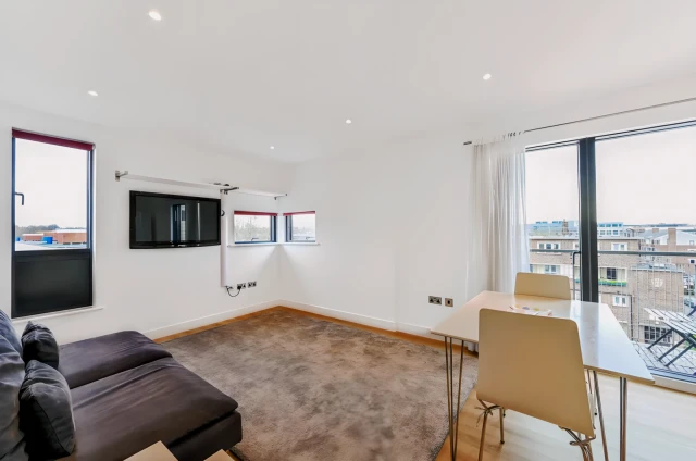 ST-Clayton Crescent 4