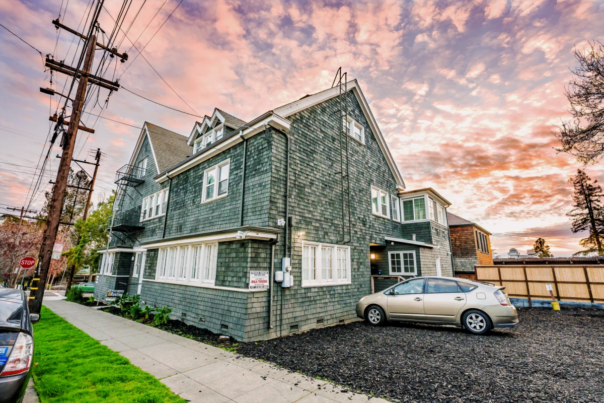 1770 La Loma - Berkeley student accommodation