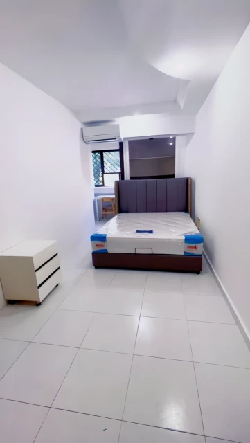 Ivory Apartment near NTU/NUS/SIM/Curtin 1