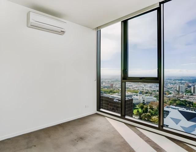 4803/318 Russell Street 3