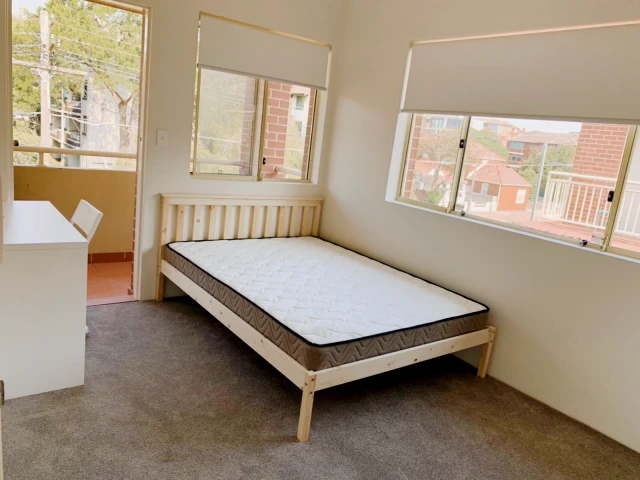 28 Forsyth St,Kingsford 4