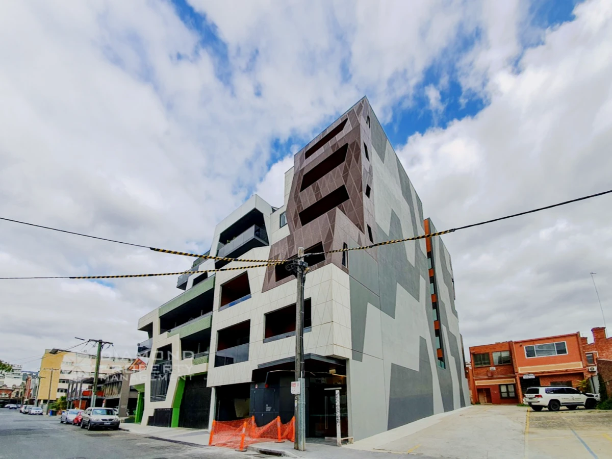 501/6 Queens Avenue - Melbourne student accommodation