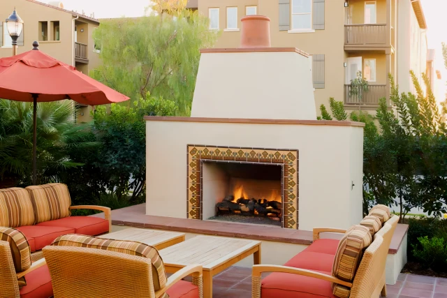 Woodbury Court 4