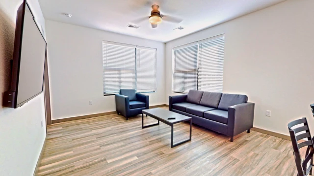 112 E John St Champaign IL 4