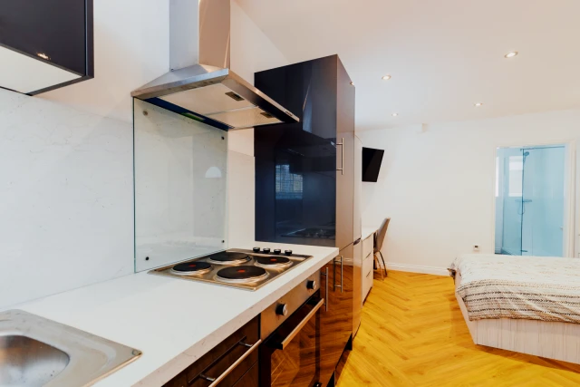Hastings Street, LE11 5AX 1