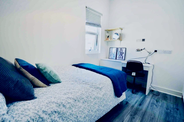 34 Granville Road, L15 4