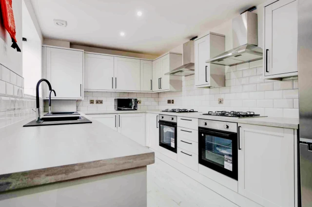 80 Cotswold Street, L7 3