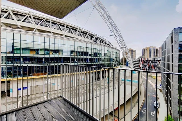 Wembley Park Boulevard 19913# 4