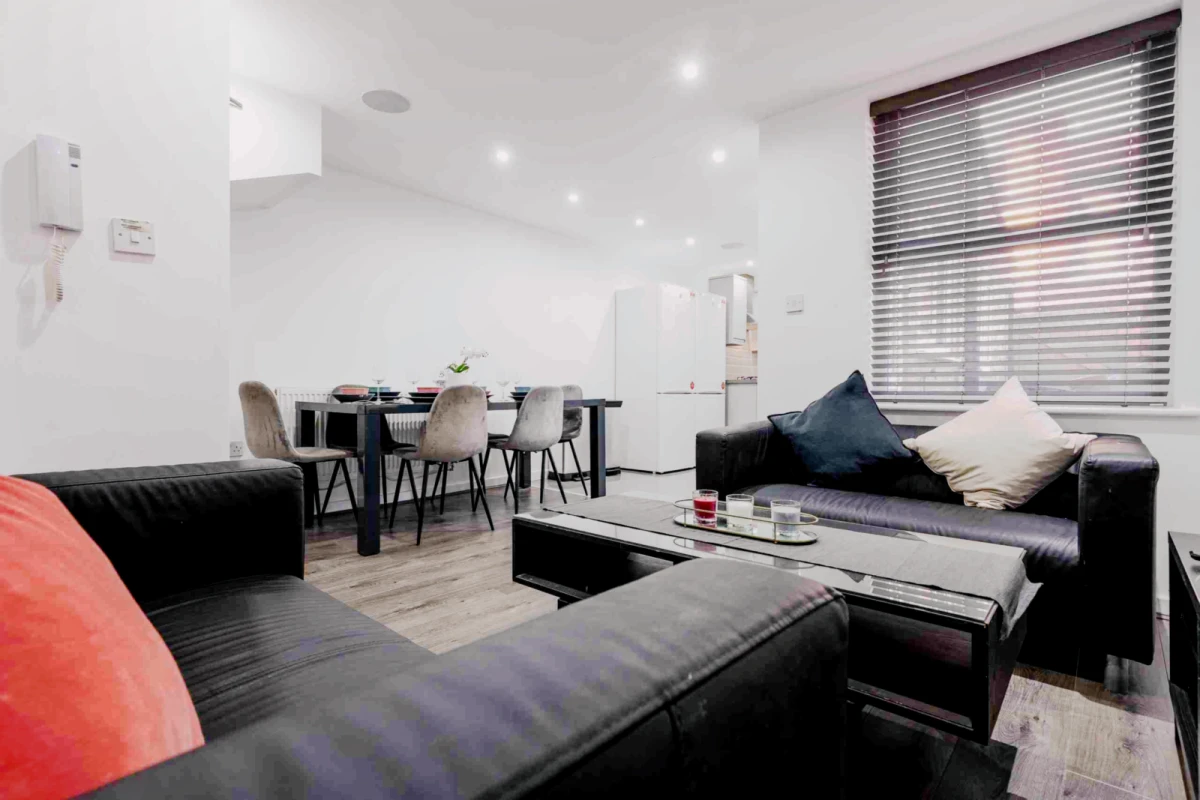 86 Langton Road, L15 0