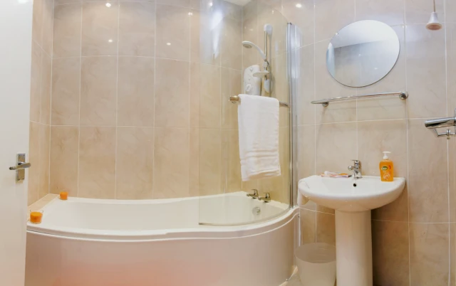 Storer Road, LE11 5EH 4