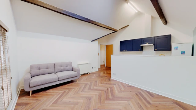 Flat 8, 46, Hyde Terrace , LS2 9LN 2