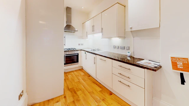 Flat 5, Buckingham House, LS6 1BL 3