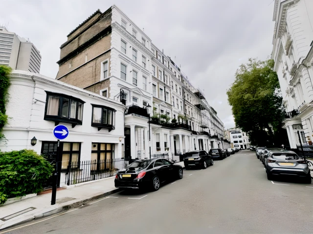 Courtfield Gardens, South Kensington 1