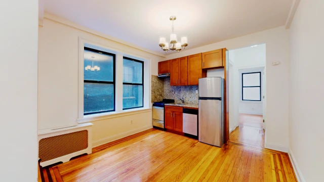 245 West 51st Street 2