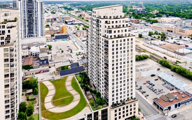 330 RIDOUT St 1610 1