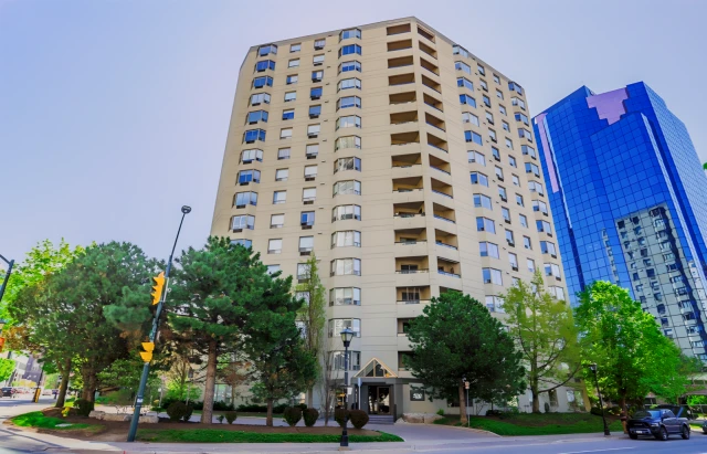 500 TALBOT St 205 1