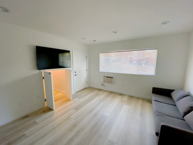 1126-1128 W. 36th Pl. 1