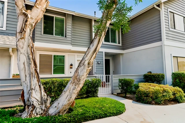 115 Remington - chỗ ở sinh viên tại Irvine