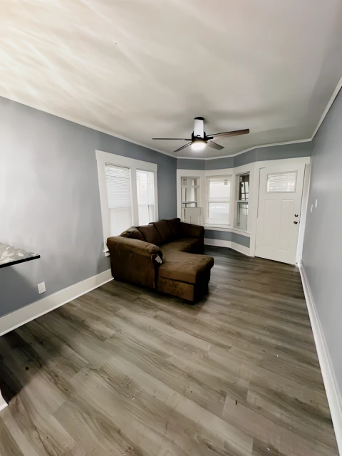 216 Bassett St - Syracuse student accommodation - 3 Bed 2 Bath Apartment 1