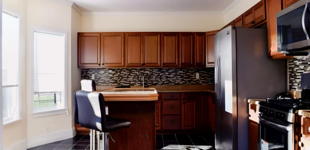 323 Lexington Ave Apartment 1 2