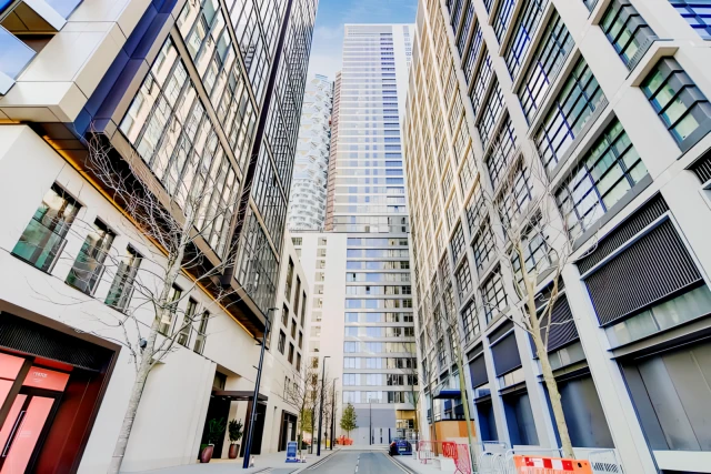 10 Park Drive 3