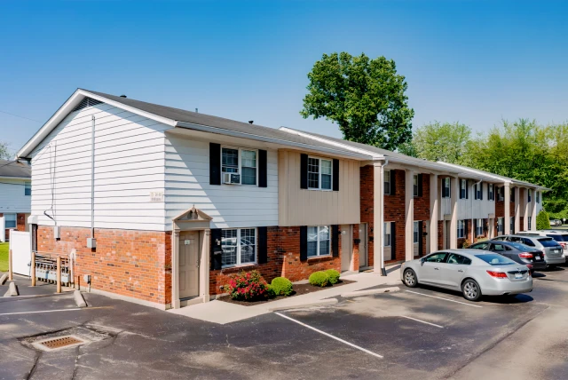 Oxford West - Oxford OH Apartment Rentals | uhomes.com