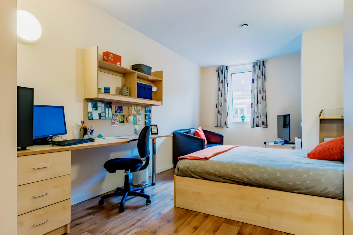 Chambers 51 0