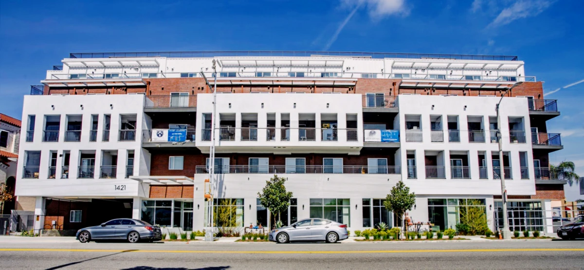 1421 W Adams Blvd - chỗ ở sinh viên tại Los Angeles
