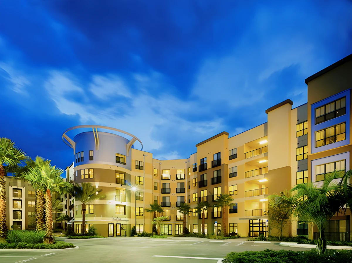 Lark Central Florida – Studentenunterkunft in Orlando