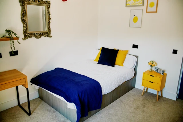Flat 4, Williams House , LE11 3BZ 1