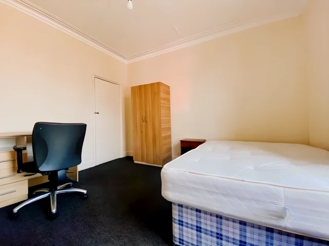Burley Lodge Road 24296# 3