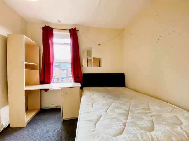 Royal Park Avenue 24280# 3