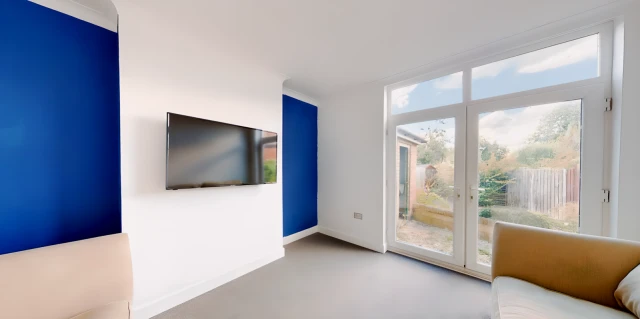 Room 1 , 1 Outwoods Avenue, LE11 3LP 1