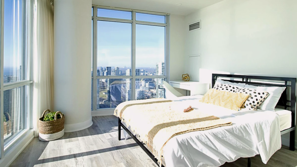 Liwinco - The City Place (11 Brunel Court) 0