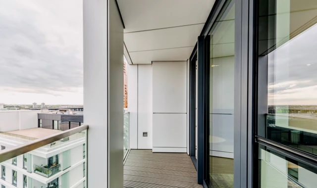 Gladwin Tower, 50 Wandsworth Road, Nine Elms Point, London, SW8 2FJ 3