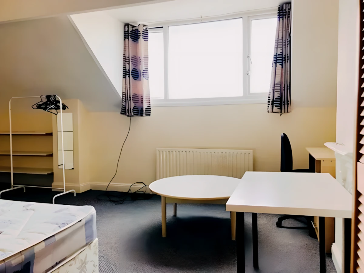 Royal Park Avenue 24240# 0