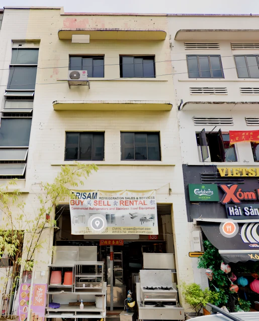 138 Sims Ave 1
