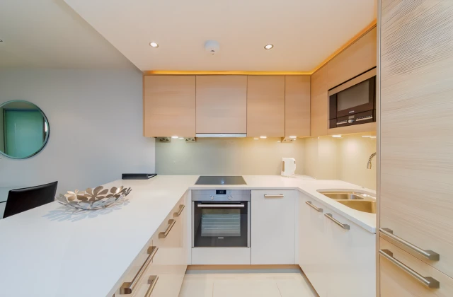 Octavia House, 213 Townmead Road,  London, SW6 2FJ 4