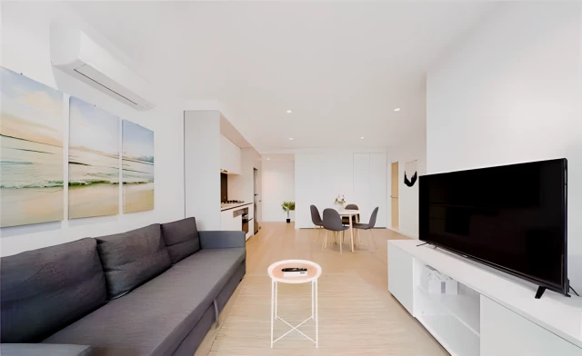 628 Flinders Street 2