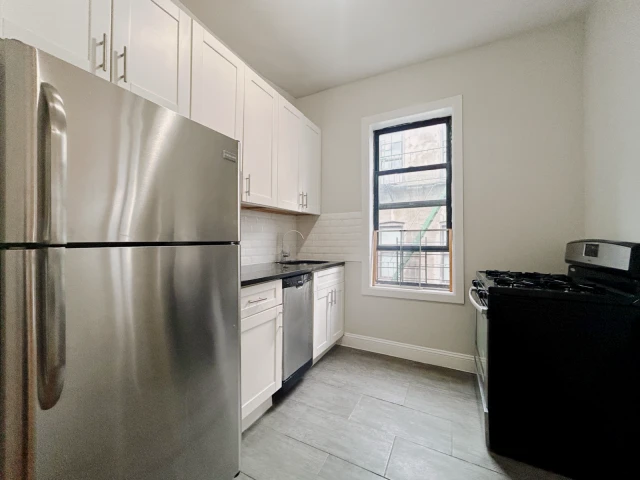 573 West 159th Street - New York student accommodation - 2 Beds 1 Bath