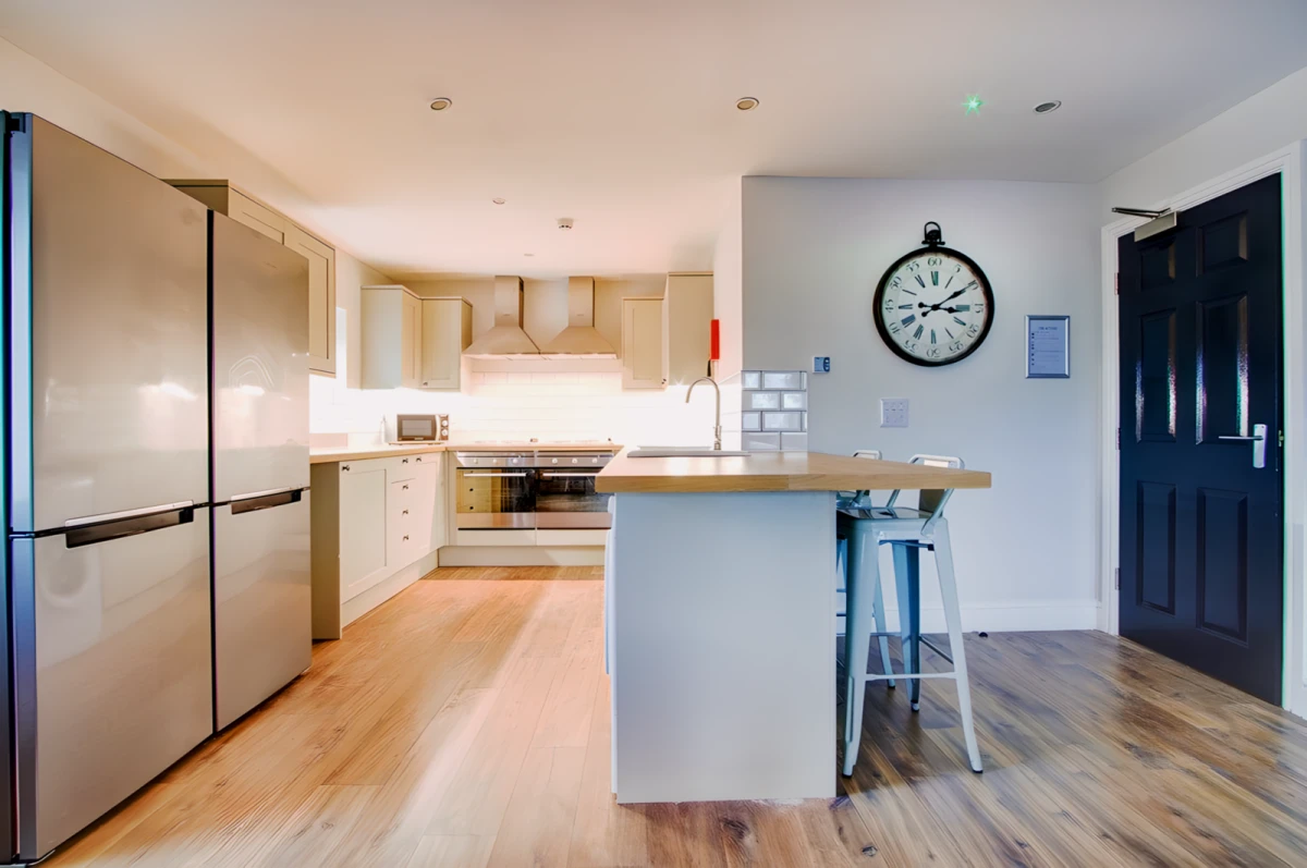 Room 2, Flat H, Park View, NG1 4GR 0