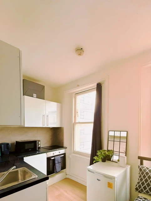 Kingsland Road 25565# 1