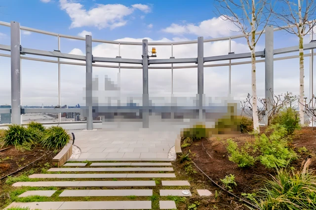 RL-Sky Gardens, Wandsworth Road, SW8 3