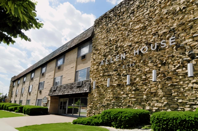 Allen House Apartments