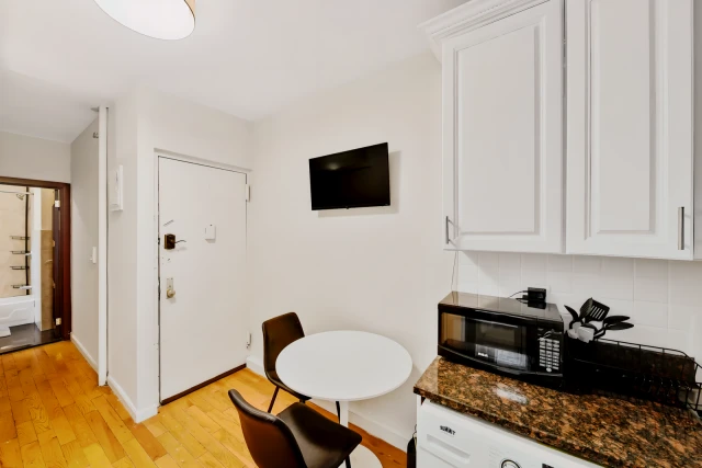 205 West 109th Street 4